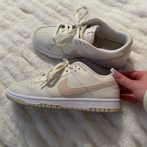 Nike dunk low “phantom sand drift” women’s 8 1/2 (men’s 7)